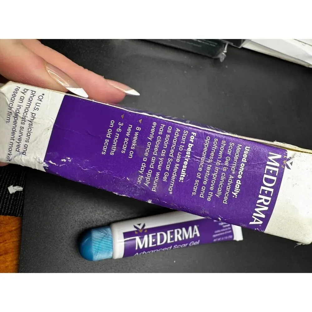 Moderna nwt damaged